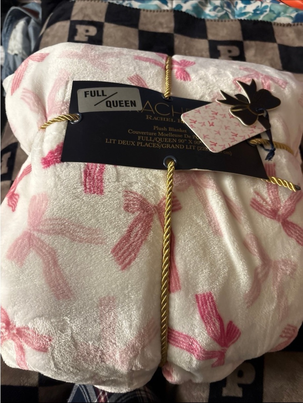 Rachel Ashwell Plush Full/Queen Blanket - Pink Bow Print